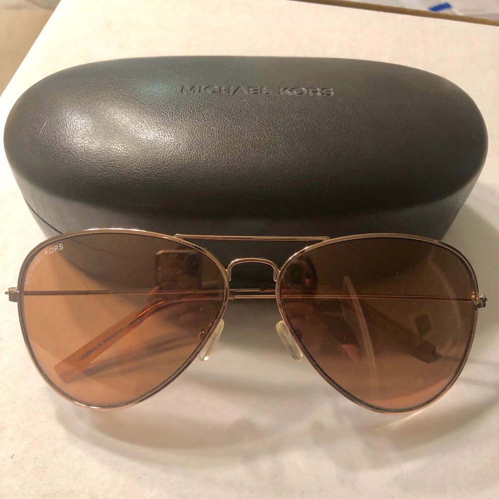 Michael Kors Sunglasses - Picture 4 of 4